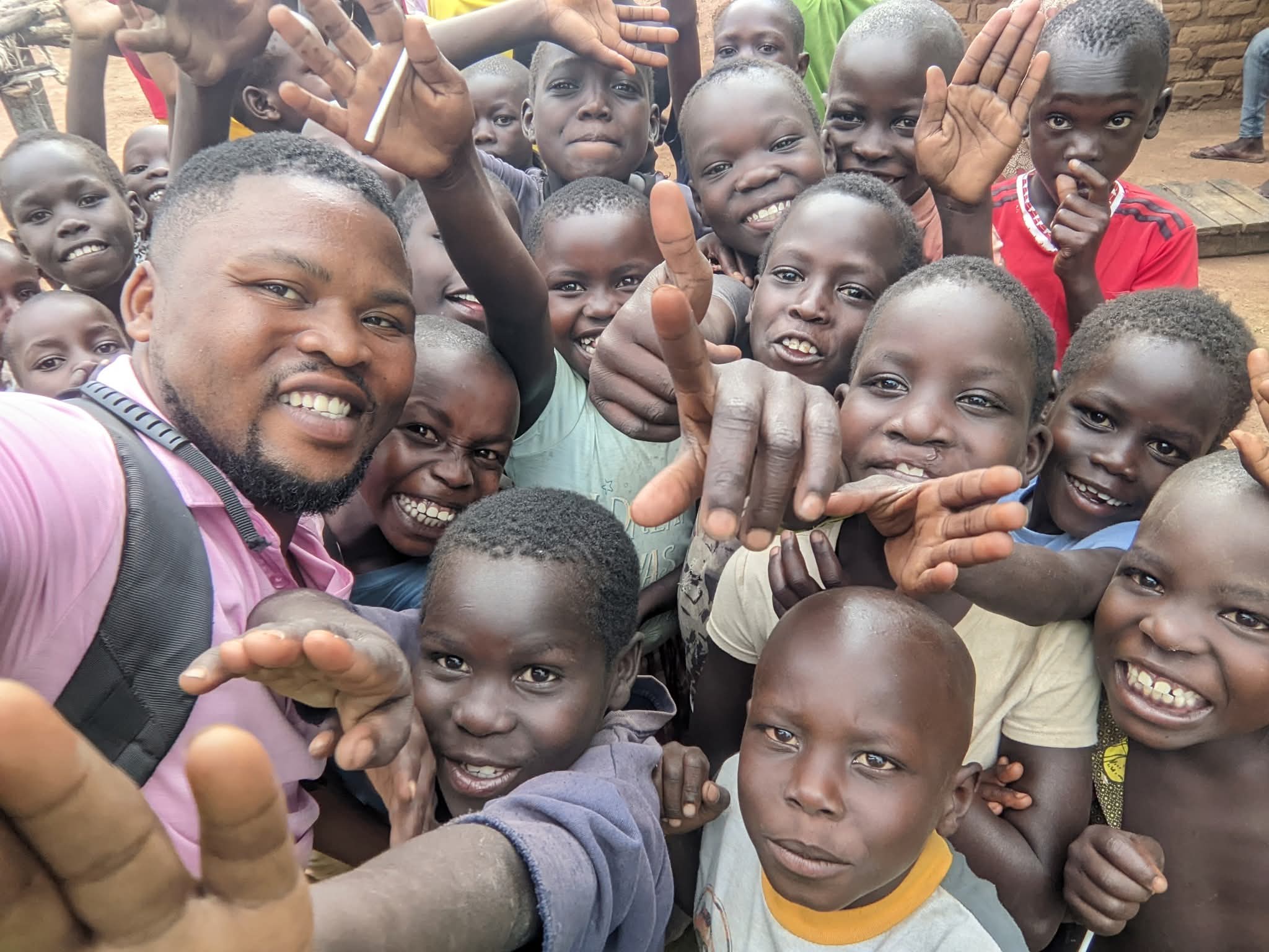 Sharing Loves of Jesus Christ with little ones!